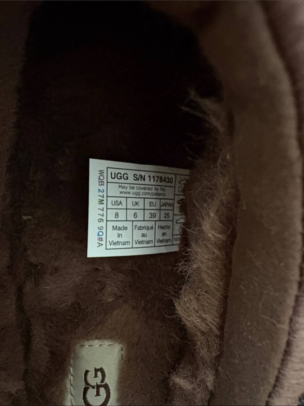 UGG Tazz Caspian Slippers - Picture 5 of 7